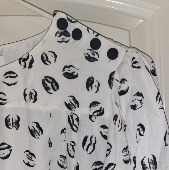 4. NWT REISS Jolie Lips Print Long Sleeve Top Size 0 - Picture 4 of 8